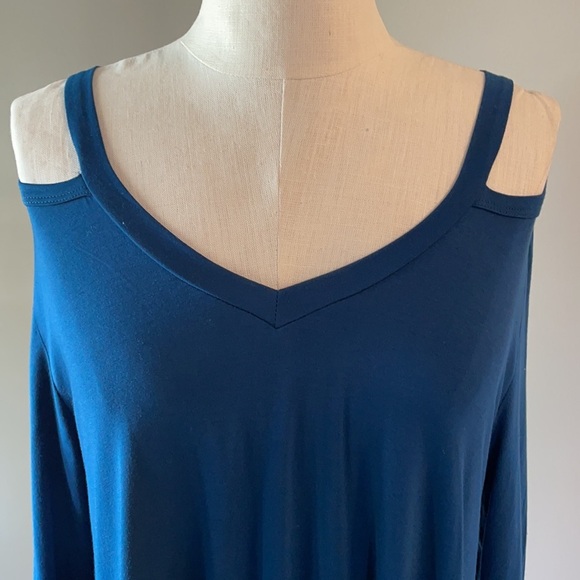 GIBSON LATIMER COLD SHOULDER LONG SLEEVE ASYMMETRICAL-STRETCH TUNIC SZ large - Picture 2 of 9